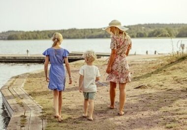 Lagunen elin och barnen Lagunen elin och barnen